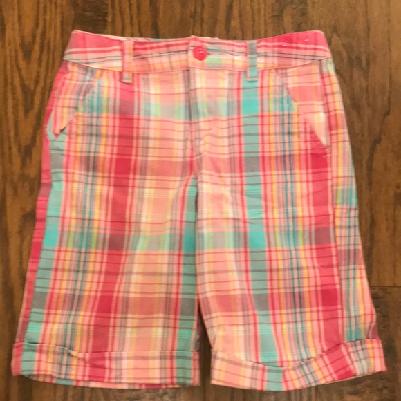 Bundle of 3 Young girls striped shorts - Picture 3 of 5